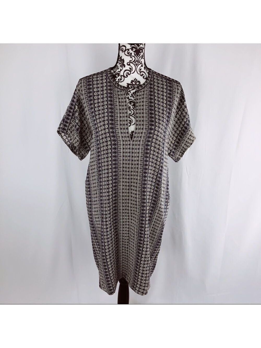Vince Aztec Silk V-neck Shift Midi Dress - Picture 2 of 9